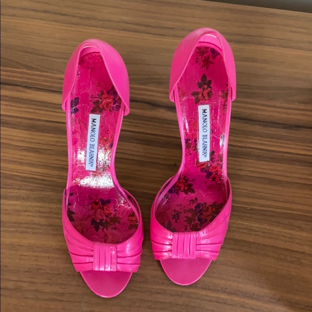 Hot Pink Pumps